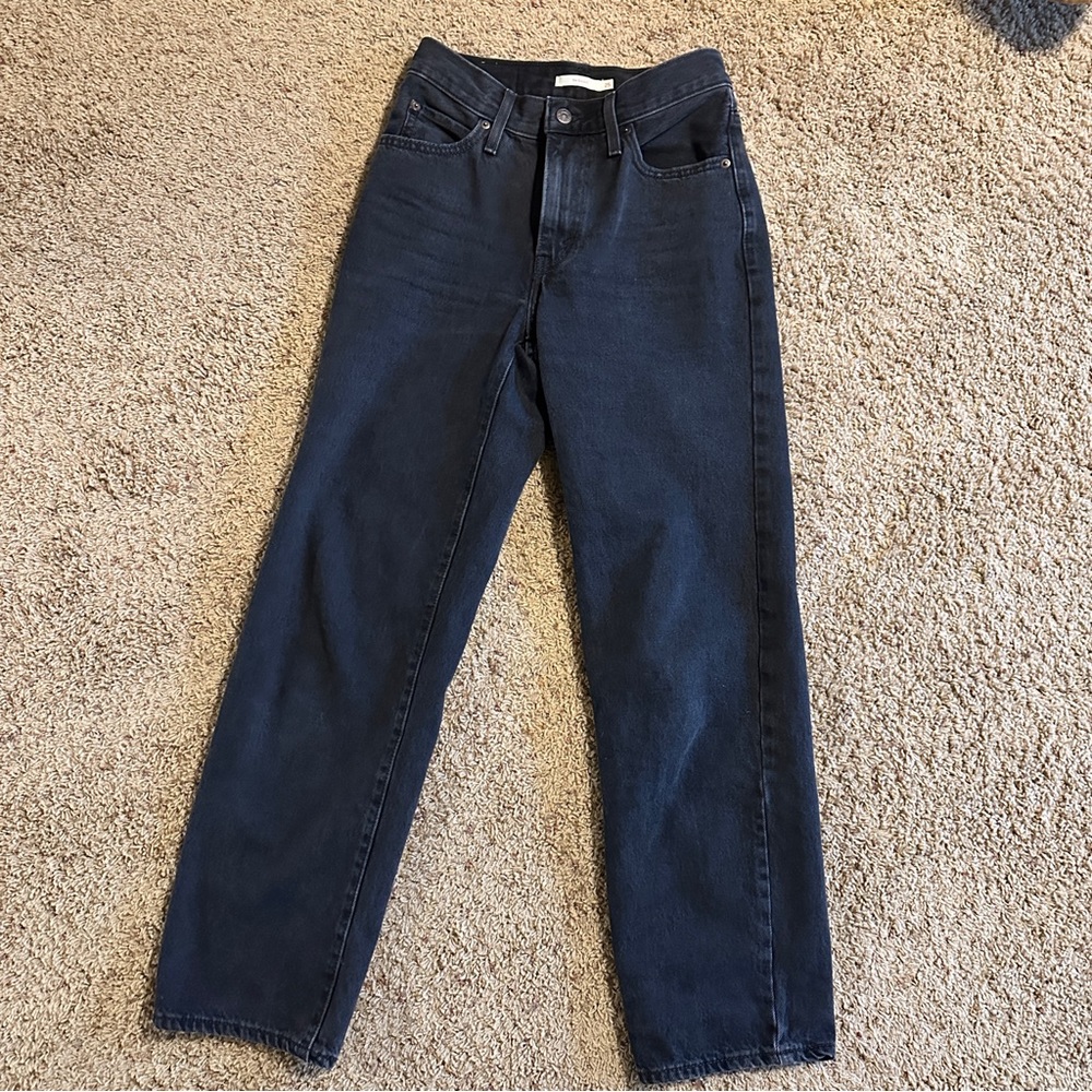 Levi’s 94 baggy jeans